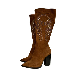Botas tejanas de ante con tacones altos
