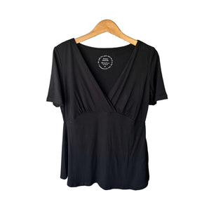 Camisola de maternidade com decote cruzado